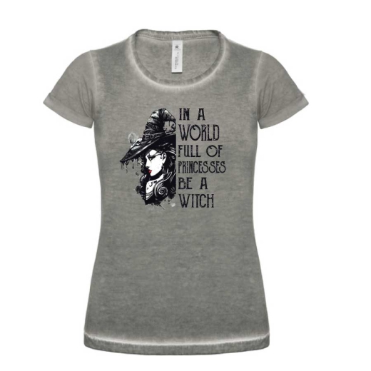 Damen T-shirt &quote;be a witch&quote;