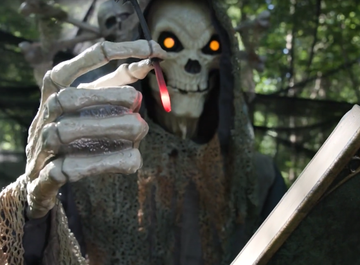 Reaper "Wächter auf Trohn" mit Buch und Feder [213cm]