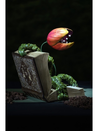 Pflanze im Buch [29cm]