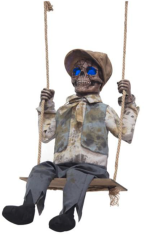 Skelett Junge auf Schaukel