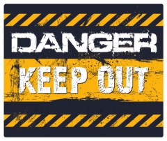 Schild "DANGER - KEEP OUT" 42x35cm